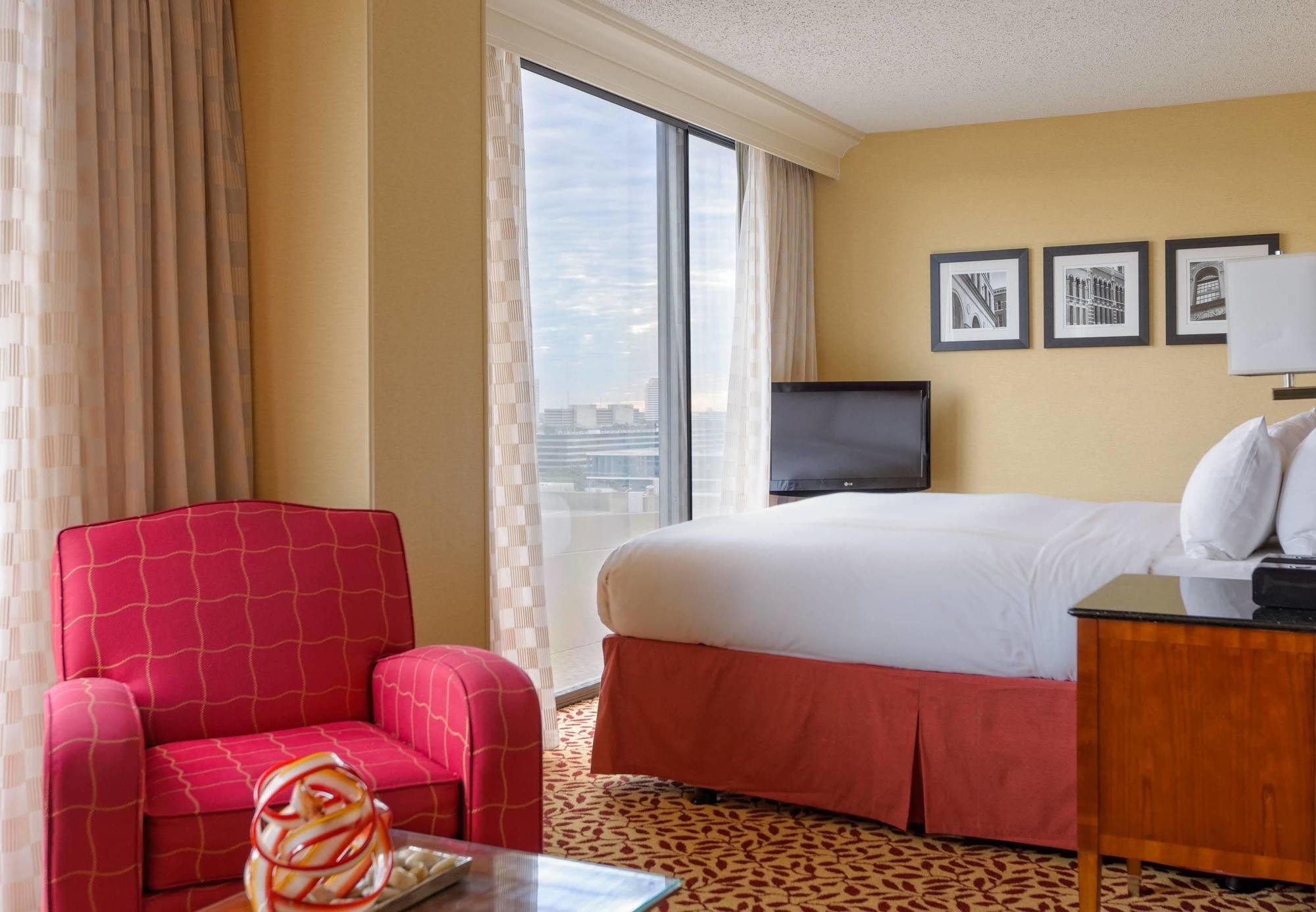 Houston Marriott West Loop By The Galleria Extérieur photo