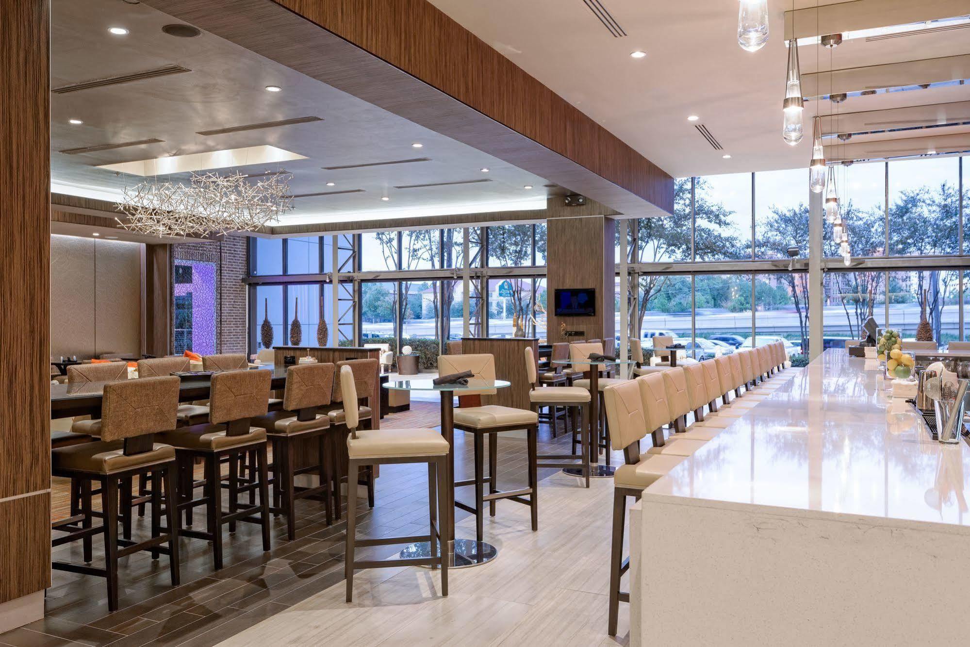 Houston Marriott West Loop By The Galleria Extérieur photo